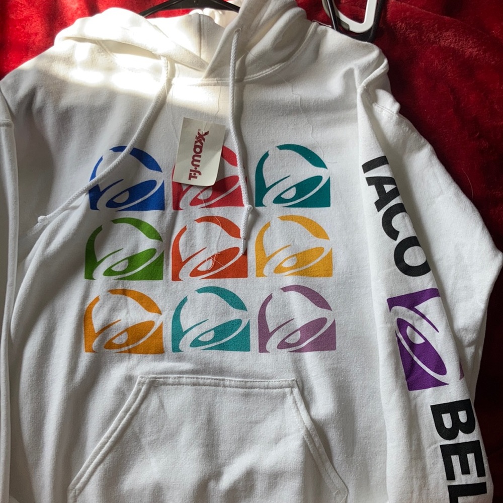 Taco Bell sweatshirt